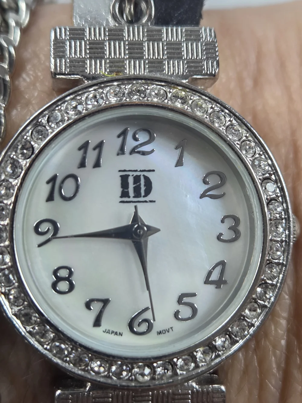 Authentic 11D Multi Strand Leather Wrap Bracelet Watch Silver & Rhinestones
